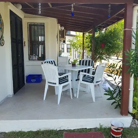 Zakkum Villas Appartement *